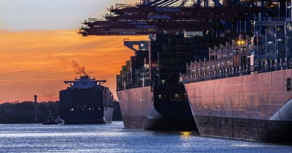 Vận chuyển container quốc tế